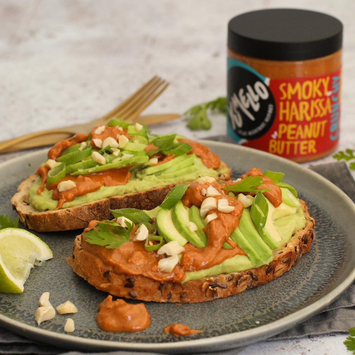 Smoky Harissa Peanut Butter & Avocado Toasts – Yumello